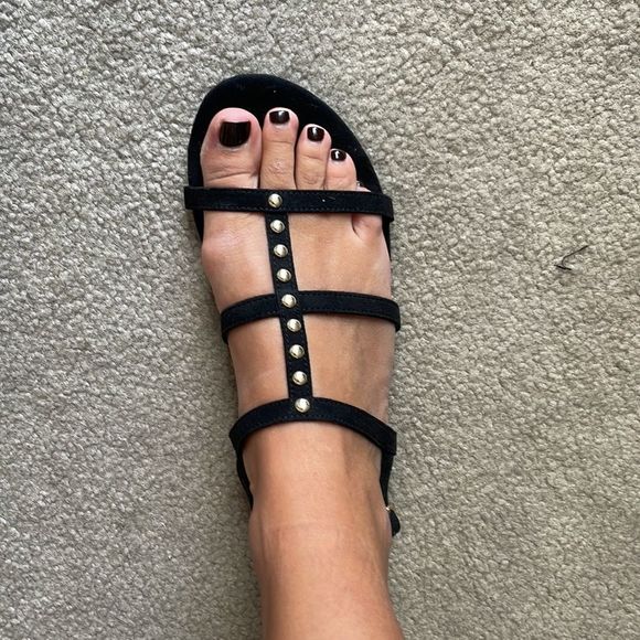 Black Suede H&M studded sandals - Picture 3 of 3